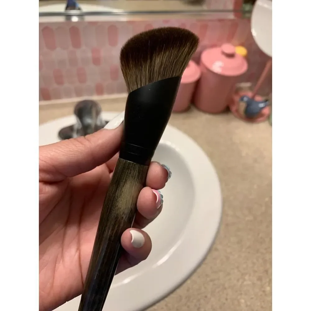 42 Professional Multi-Use Angled Makeup Brush For Buffing Blending Building